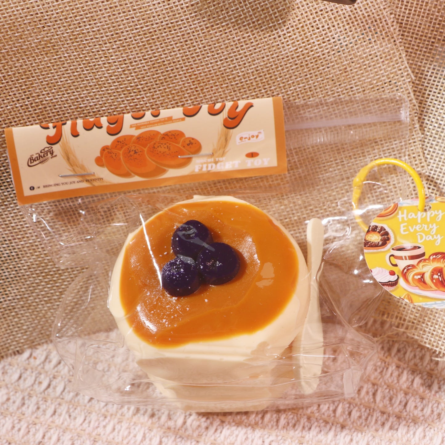 AXS2025F0058 Smooth Blueberry Soufflé