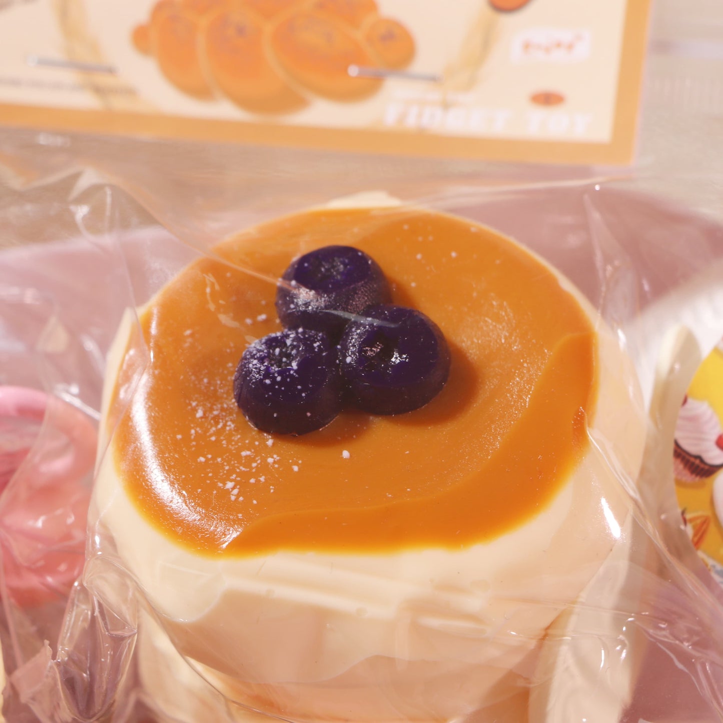 AXS2025F0058 Smooth Blueberry Soufflé