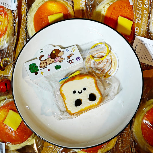 #F0004     dog toast(small)