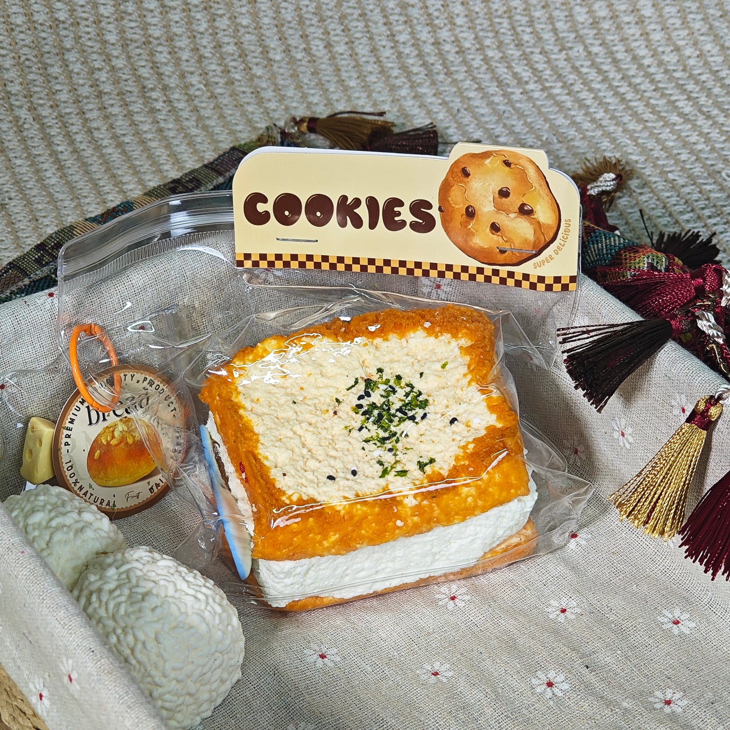 #F0002    big three-layer original toast