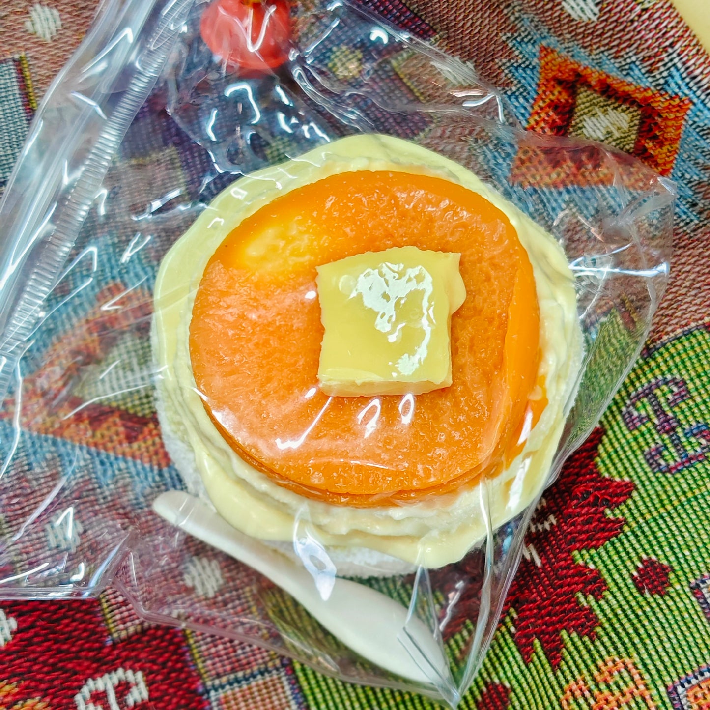 #F0016   thick cheese-cracker pancake